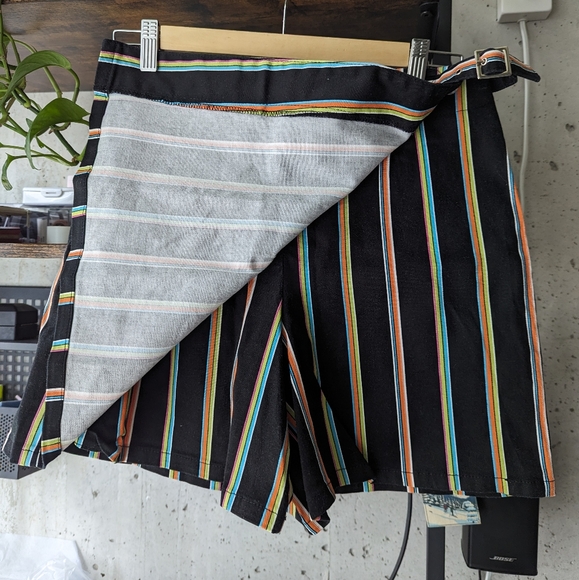 Skort, 28inch waist - Picture 3 of 3